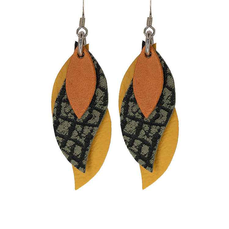 Handmade Leather Earrings - Leaf