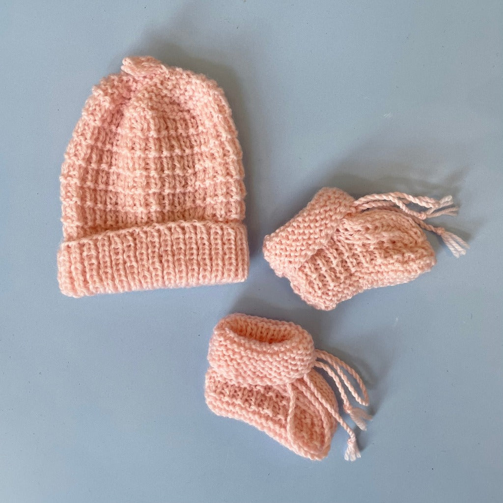 Prem. Baby Beanie & Bootie Set