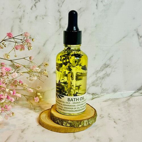 Luxurious Bath Oil with Botanicals